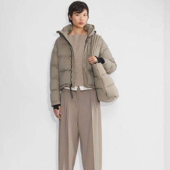 The Super Puff₂O™ Shorty - Rainstop™ Waterproof - Picture 2 of 13